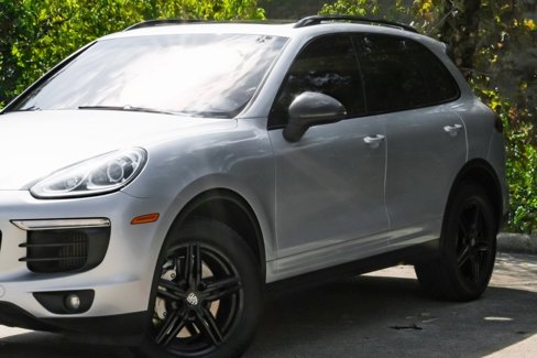Used 2016 Porsche Cayenne S image 7