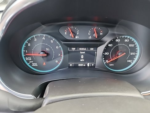 Used 2017 Chevrolet Malibu LT image 56