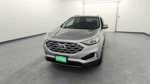Used 2020 Ford Edge SEL w/ Convenience Package image 3