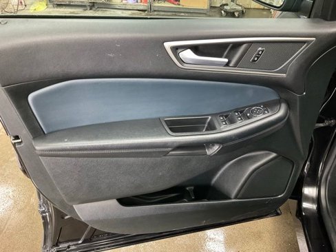 Certified 2023 Ford Edge SEL w/ Sport Appearance Package image 5