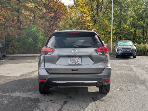 Used 2019 Nissan Rogue SV w/ Sun & Sound Touring Package image 5