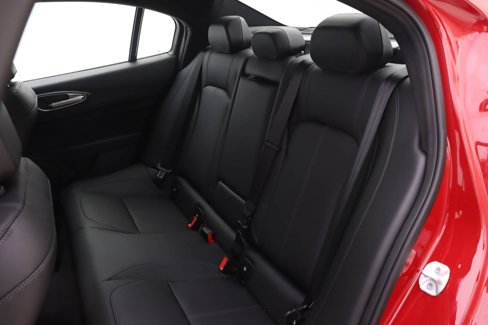 New 2024 Alfa Romeo Giulia Sprint image 10