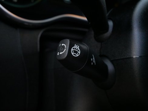 Used 2021 Mercedes-Benz GLC 300 4MATIC image 33