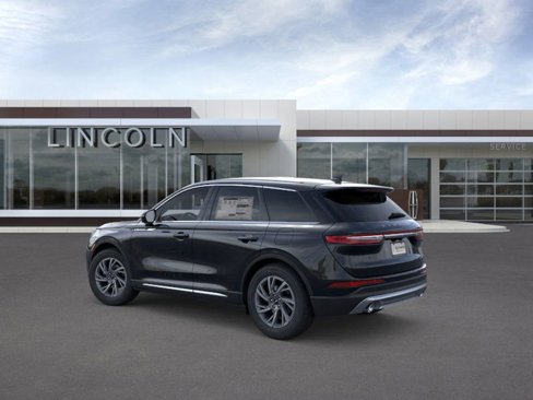 New 2025 Lincoln Corsair AWD image 4
