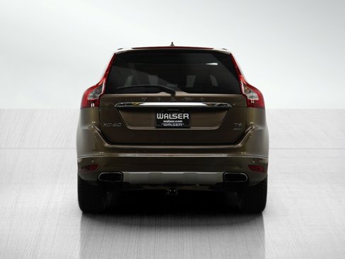 Used 2015 Volvo XC60 T6 Platinum image 4