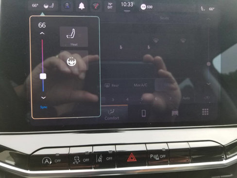 Certified 2022 Jeep Compass Limited image 25