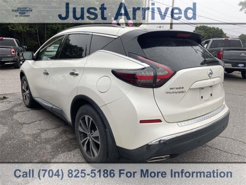 Used 2019 Nissan Murano SV w/ Premium Package image 4