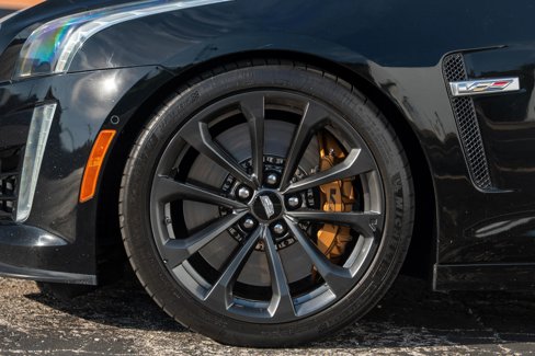 Used 2017 Cadillac CTS V w/ Luxury Package image 5
