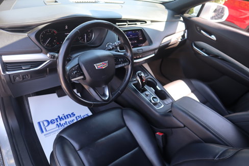 Used 2020 Cadillac XT4 Premium Luxury image 23