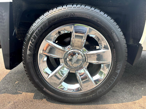 Used 2016 Chevrolet Silverado 1500 LTZ Z71 w/ LTZ Plus Package image 18