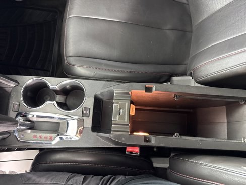 Used 2017 GMC Terrain SLT image 23