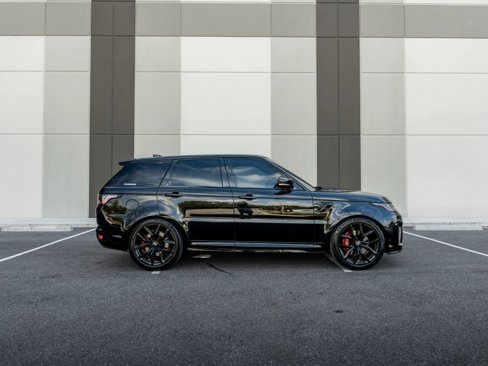 Used 2022 Land Rover Range Rover Sport SVR image 2