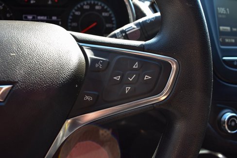 Used 2017 Chevrolet Malibu LT image 21