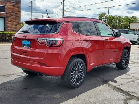 Used 2022 Jeep Compass Limited image 4