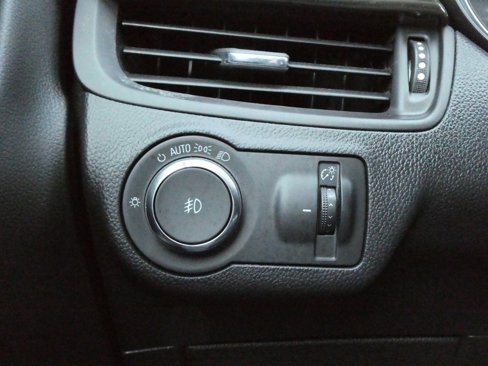 Used 2019 Buick Envision Essence image 13