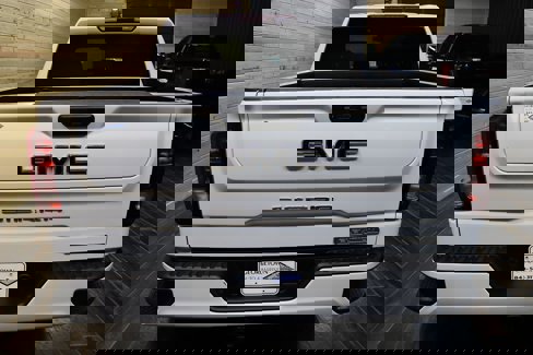 Used 2024 GMC Sierra 1500 Elevation image 4