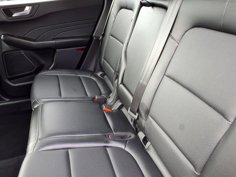 Used 2022 Ford Escape SEL image 7