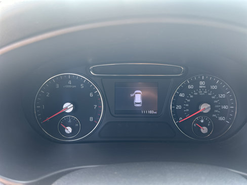 Used 2020 Kia Sorento LX image 27