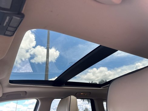 Used 2015 Jeep Grand Cherokee Overland image 16