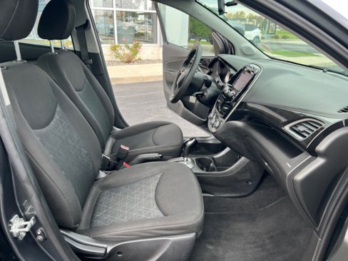 Used 2021 Chevrolet Spark LT image 28