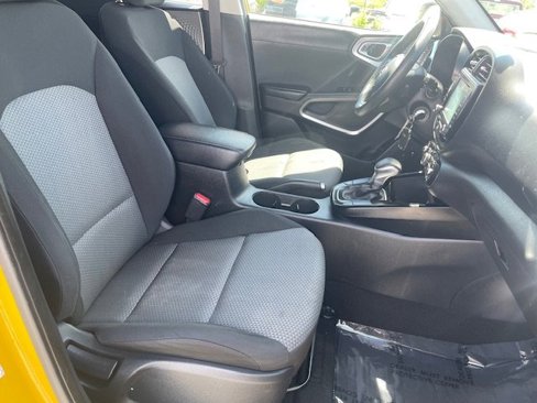 Used 2020 Kia Soul LX image 17