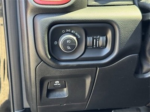Used 2019 RAM 1500 Rebel image 39