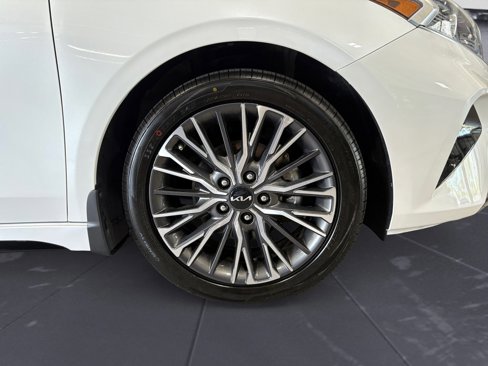 Certified 2022 Kia Forte GT-Line w/ GT-Line Premium Package image 42