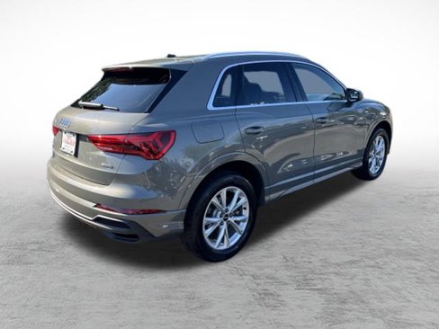 Used 2024 Audi Q3 2.0T Premium w/ Convenience Package image 6