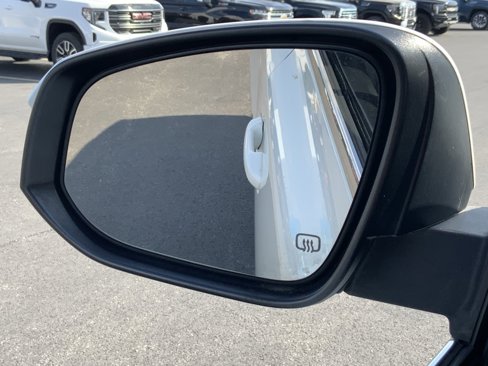 Used 2014 Toyota Highlander LE image 21