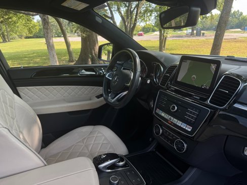 Used 2019 Mercedes-Benz GLE 43 AMG 4MATIC Coupe image 32
