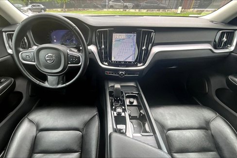 Certified 2025 Volvo S60 B5 Core image 19