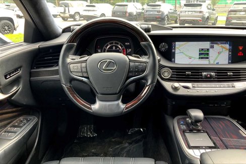 Used 2018 Lexus LS 500 AWD image 5