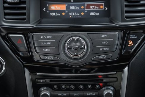 Used 2017 Nissan Pathfinder S image 20