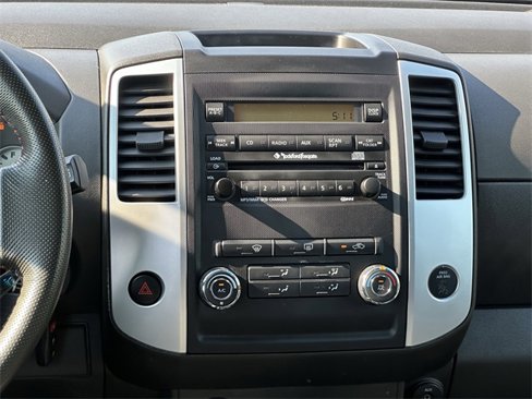 Used 2011 Nissan Xterra PRO-4X w/ Pro-4x Leather Pkg image 15