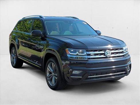 Used 2019 Volkswagen Atlas SE w/ Towing Package image 3