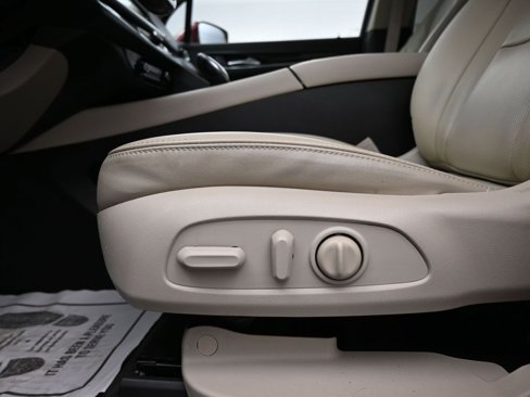 Used 2020 Buick Enclave Essence w/ Sport Touring Edition image 12