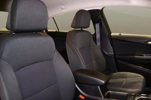Used 2016 Chevrolet Cruze LT image 18
