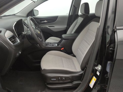 Used 2022 Chevrolet Equinox LS image 17