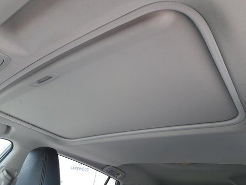 Used 2018 Toyota RAV4 XLE image 18