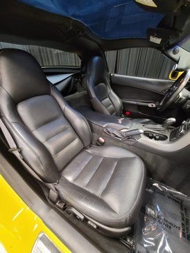 Used 2007 Chevrolet Corvette Coupe w/ Preferred Equipment Group image 32