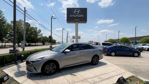 Certified 2023 Hyundai Elantra SEL image 6