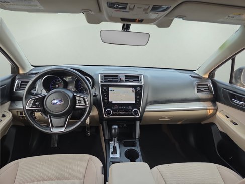 Used 2019 Subaru Outback 2.5i Premium image 2