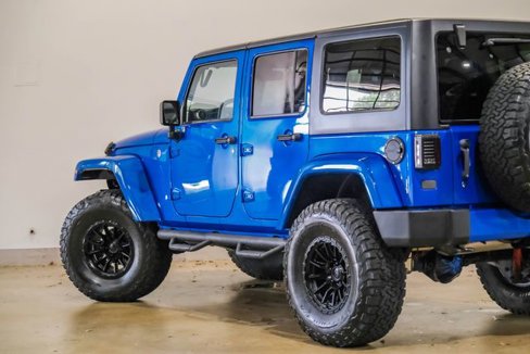 Used 2016 Jeep Wrangler Unlimited Sahara image 34