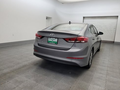Used 2018 Hyundai Elantra SEL image 7