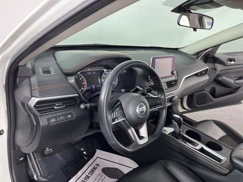 Used 2020 Nissan Altima 2.5 SR image 19