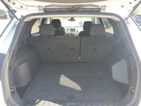 Used 2022 Chevrolet Equinox LT image 9