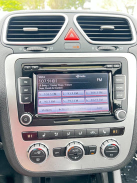 Used 2013 Volkswagen Eos image 33