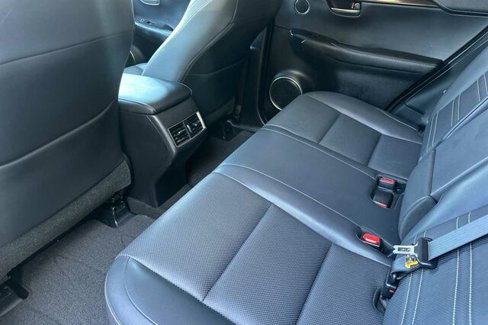 Used 2016 Lexus NX 300h AWD image 12