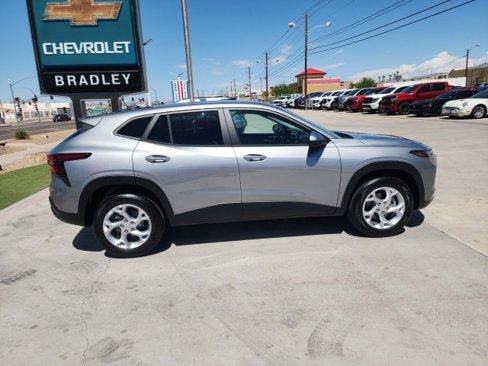 New 2026 Chevrolet Trax LS w/ LS Convenience Package image 3
