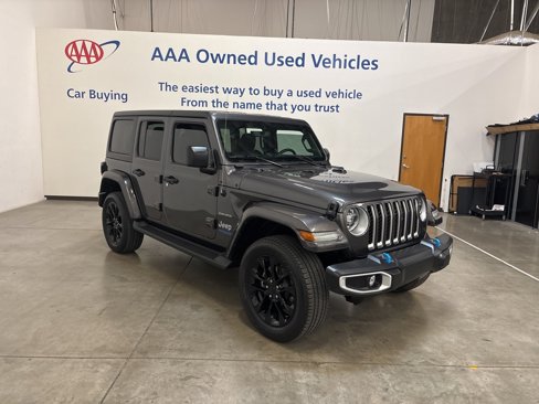 Used 2022 Jeep Wrangler Unlimited Sahara image 7